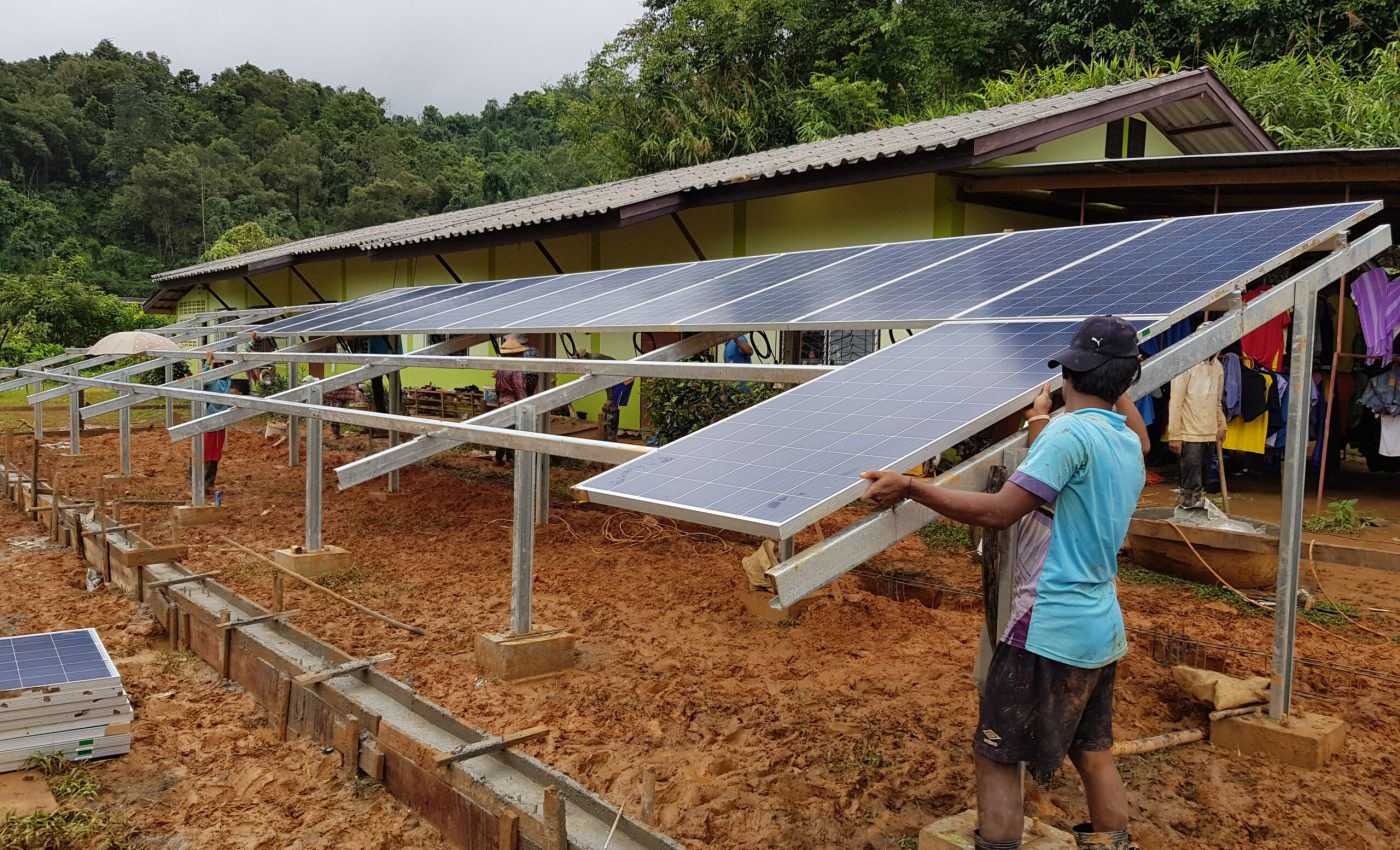 โครงการติดตั้งระบบผลิตไฟฟ้าพลังงานแสงอาทิตย์สำหรับโรงเรียนในชนบท - โรงเรียนบ้านแม่ระเมิง